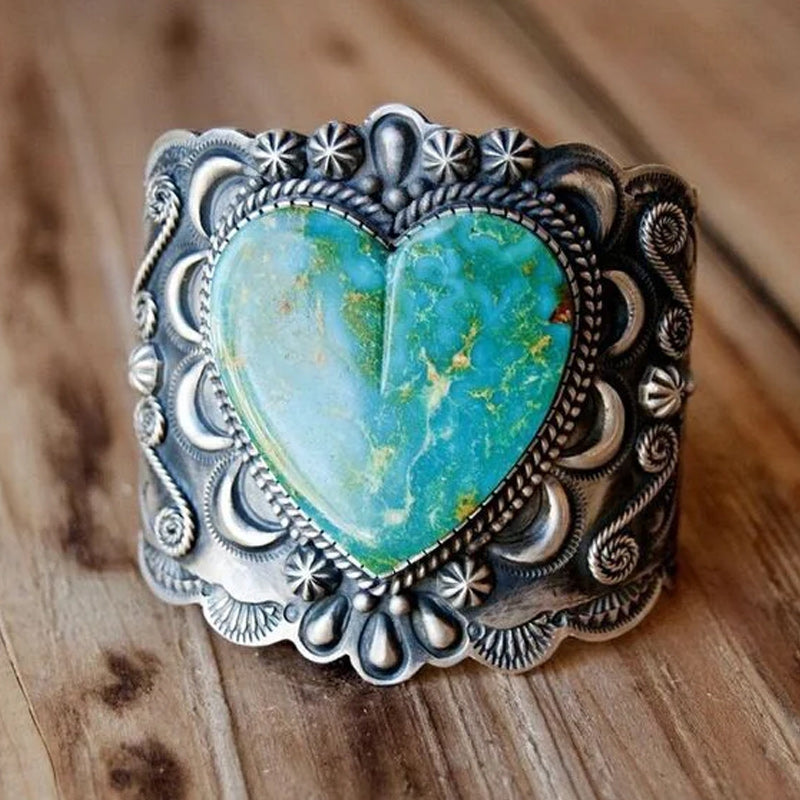 Vintage Ring mit grünem Herz