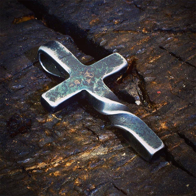 Vintage Kreuz/Herz Halskette